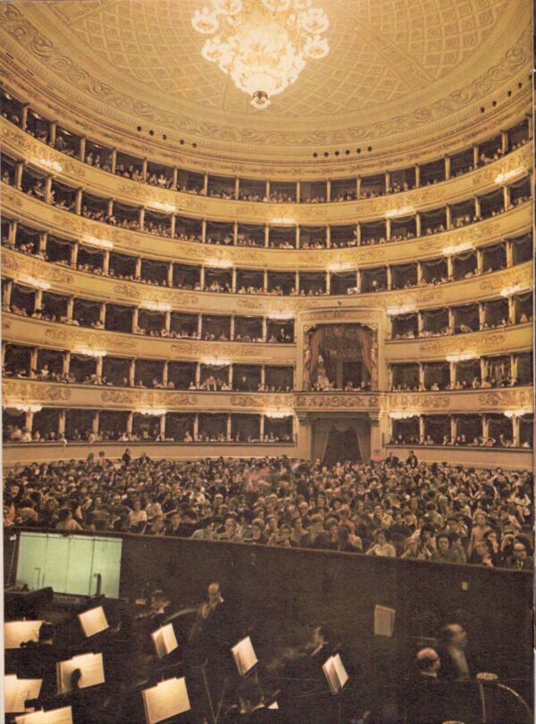 Oriente Angeli: PRVÉ STRETNUTIE S HUDBOU