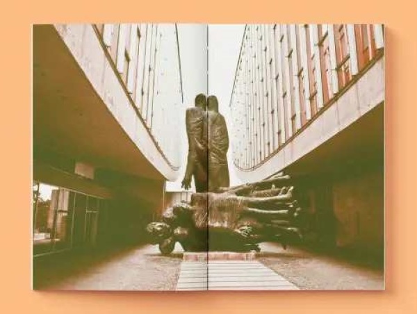 Zuzana Majlingová: ŠIEL SOM PO MESTE A NA ULICI STÁLO