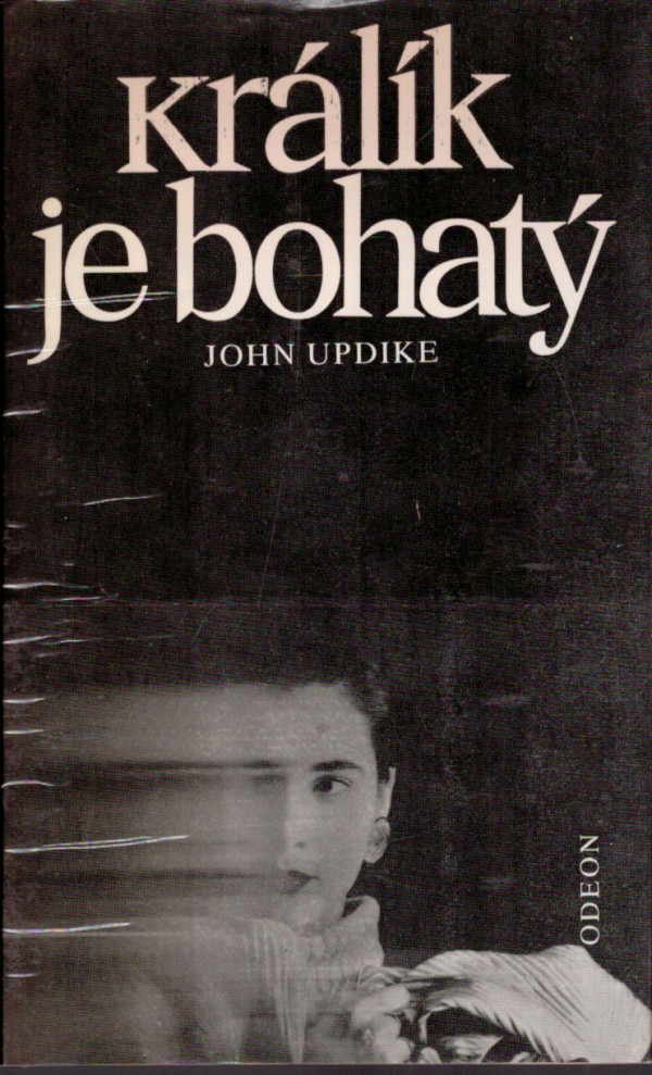 John Updike: KRÁLÍK JE BOHATÝ